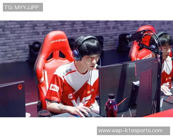 电竞赛后复盘RNG与WE对决中的战术意识与决策分析